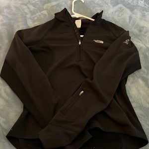 woman’s north face athletic long sleeve